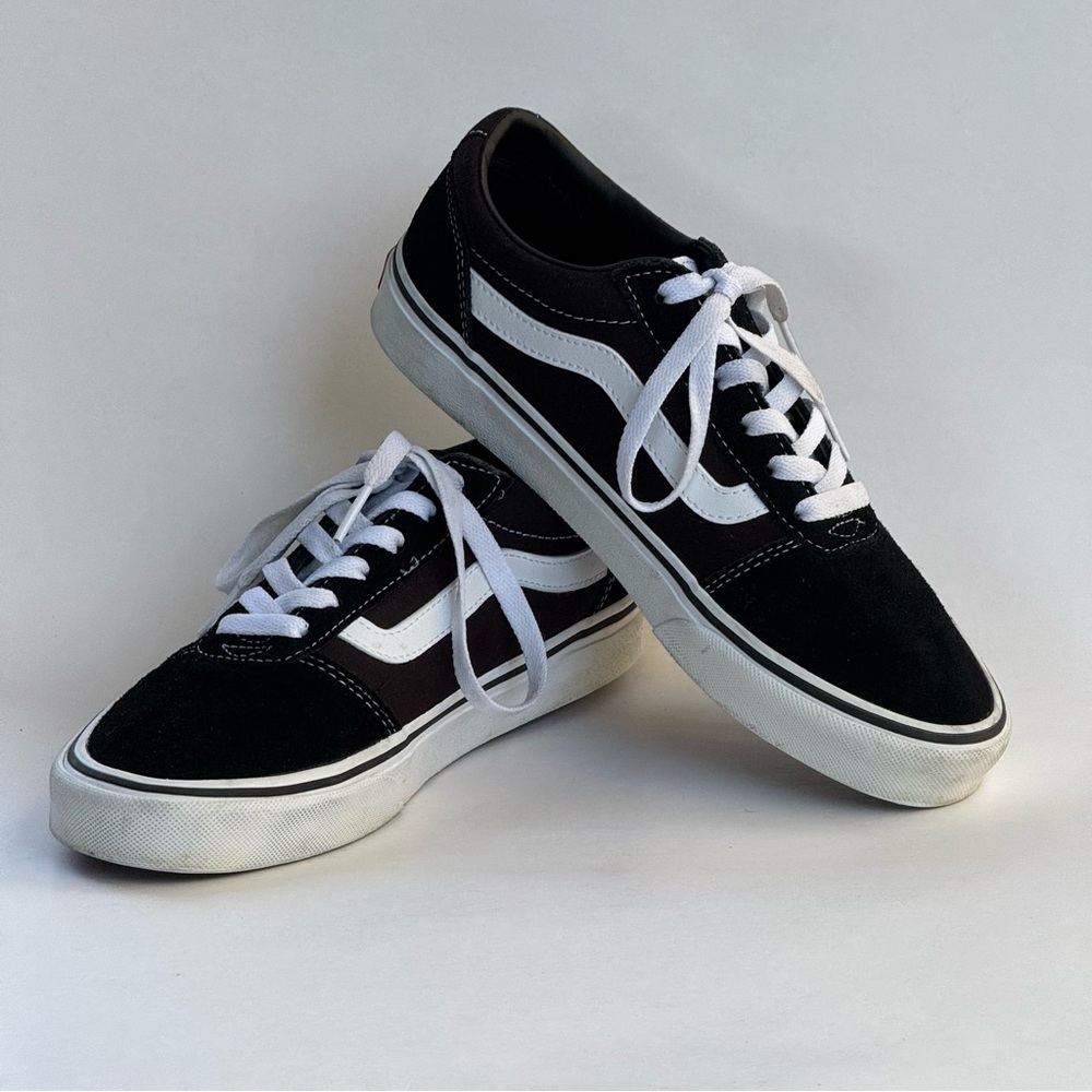 Van's Low-Top Sneakers Women's 8 - Picture 3 of 12